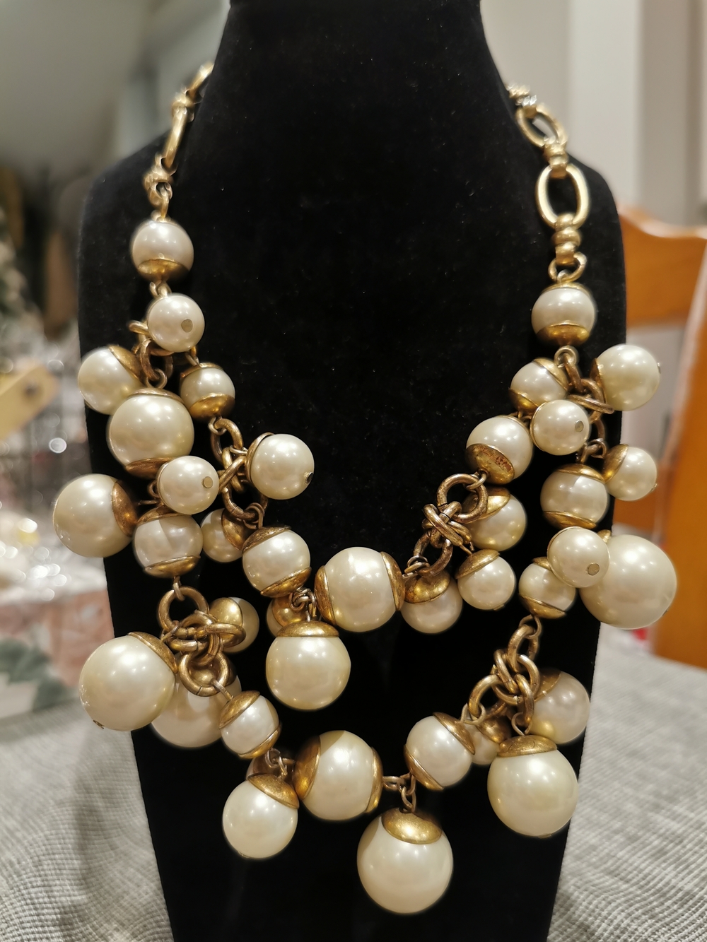 (SOLD) Stella & Dot Gold-Tone Multi Pearl Cluster Necklace